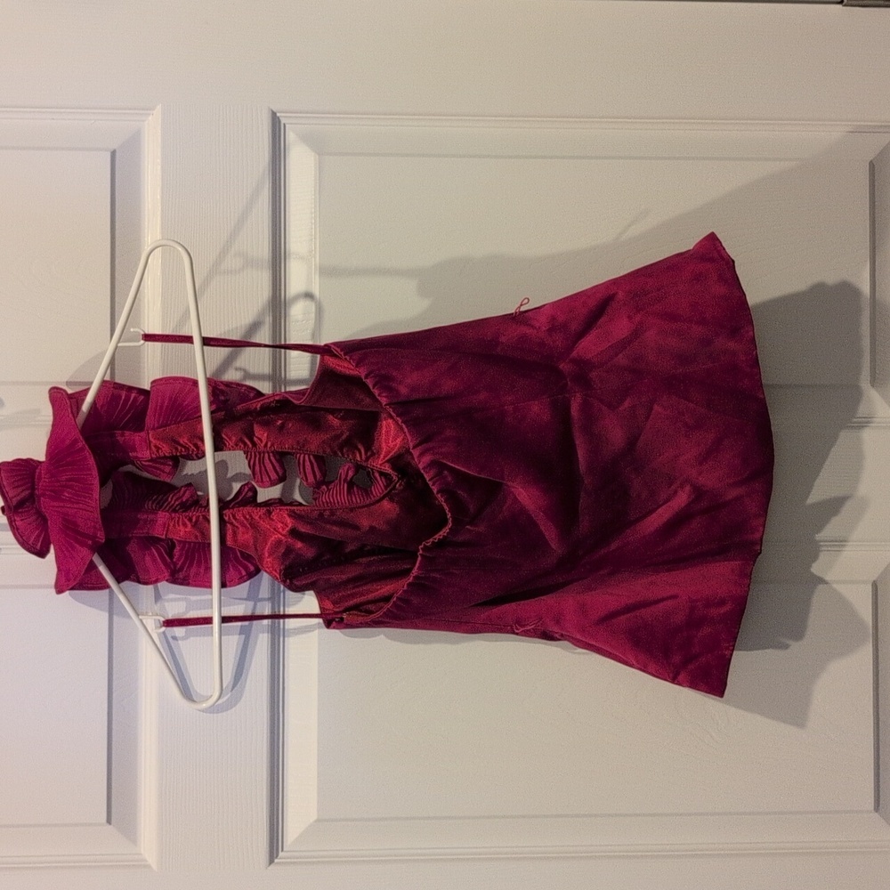 Ruffled Magenta Halter Top Bustier - Picture 2 of 2